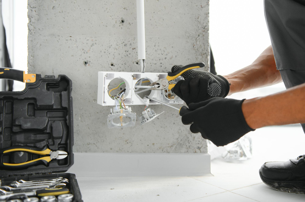 The Complete Guide to Electrical Permits in Los Angeles (2026)
